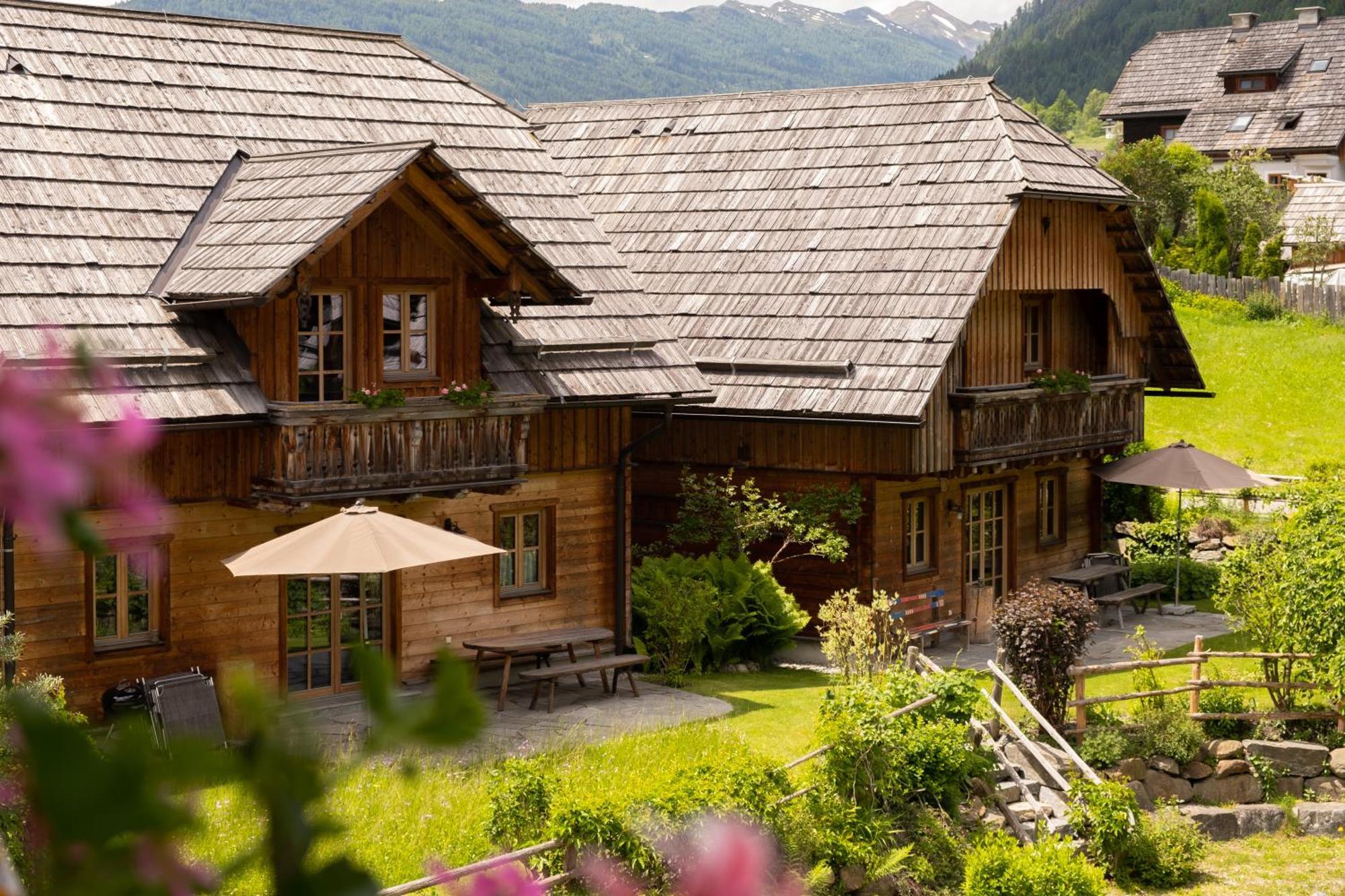 St Martin Chalets ซังคท์มิคาอิลอิมลุงเกา ภายนอก รูปภาพ