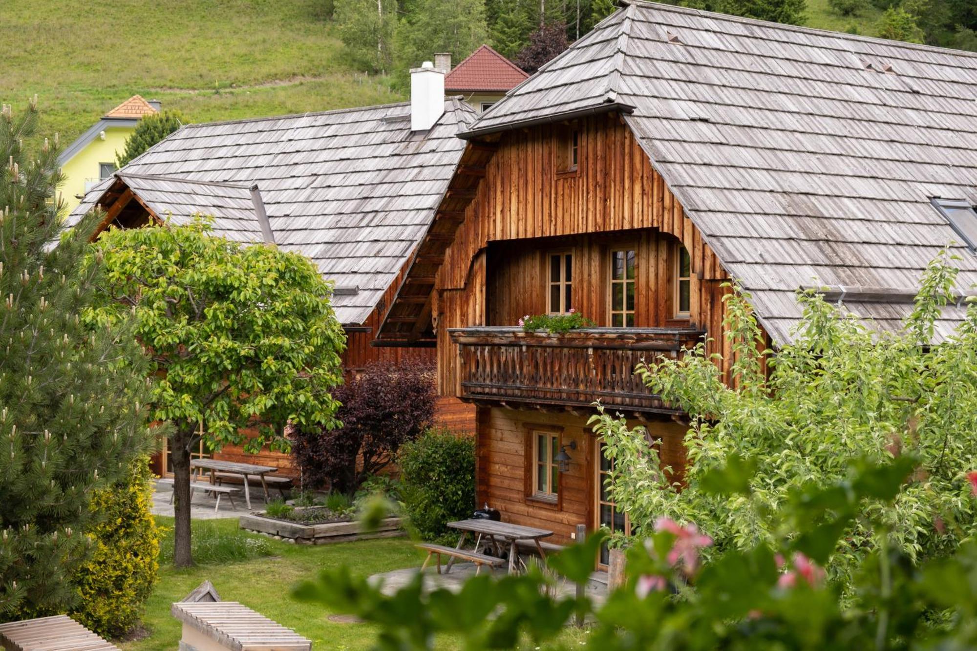 St Martin Chalets ซังคท์มิคาอิลอิมลุงเกา ภายนอก รูปภาพ