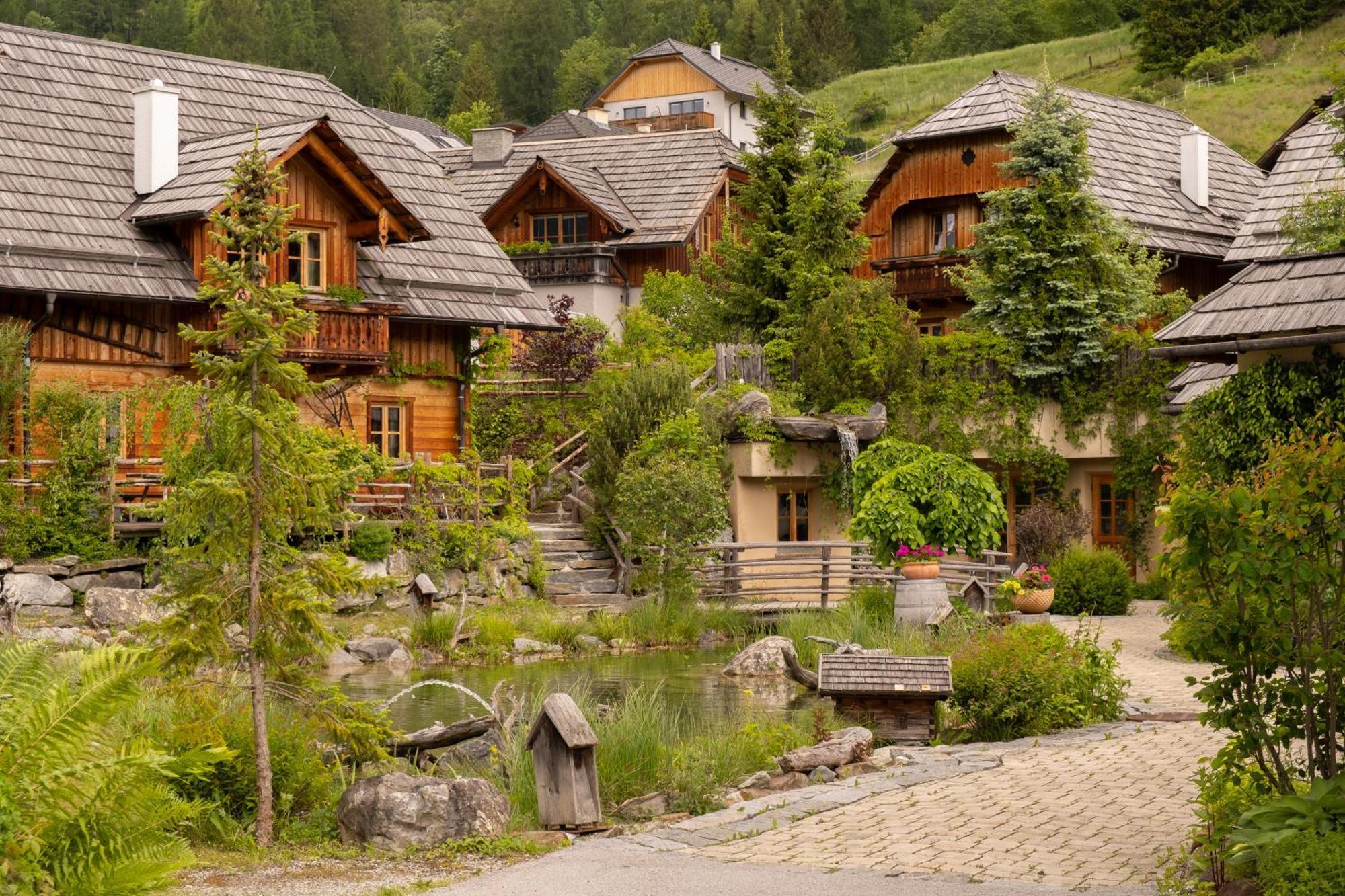 St Martin Chalets ซังคท์มิคาอิลอิมลุงเกา ภายนอก รูปภาพ